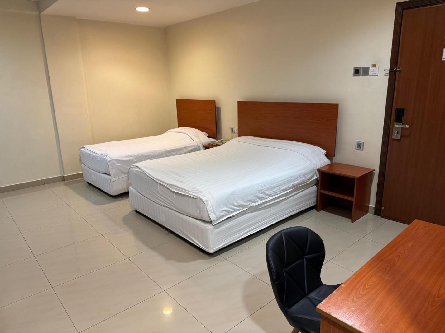 Aeton Hotel Nilai Exterior photo